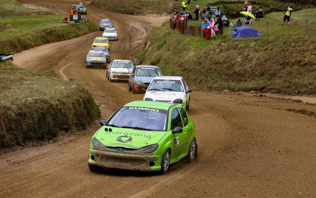 MARTÍNEZ, LÓPEZ, IGLESIAS, GARCÍA, TRAILA E LÓPEZ, OS GAÑADORES NO AUTOCROSS DE CARBALLO